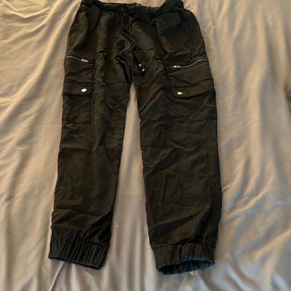 Banana Republic cargo joggers - Picture 2 of 2